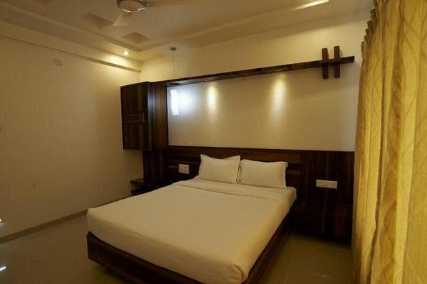 Hotel Satyan Inn